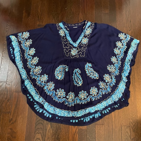 Tops - Size XS-XL Beautiful Handmade Poncho
